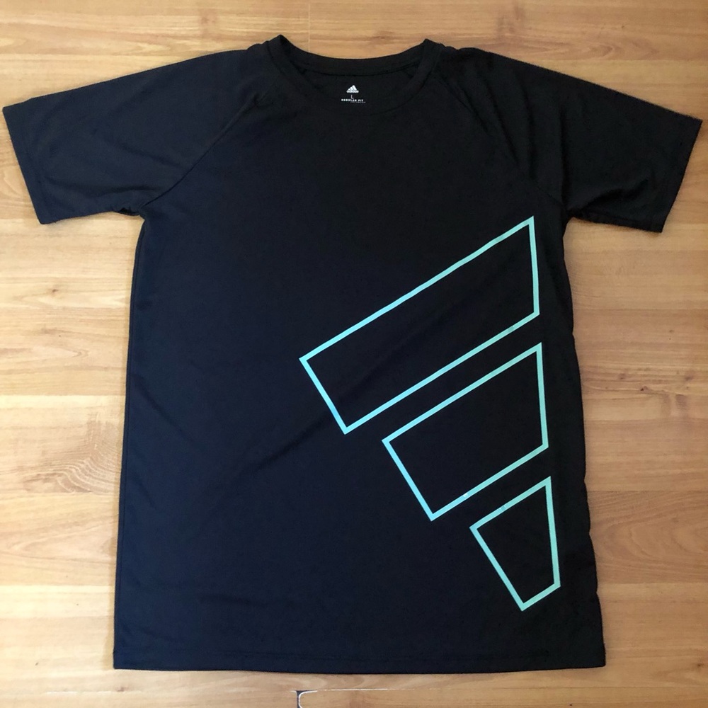 Boys Youth Adidas Black T-Shirt size Large 14-16 NWOT